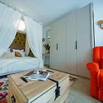 Royale Sundance 217 Infinity Pool & Mamaia Nord Apartment Navodari